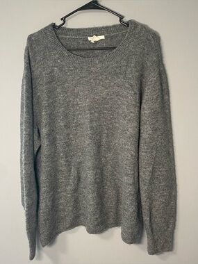 H&M Gray Crewneck Pullover Sweater Women’s XL Classic Neutral Cozy Warm Fall